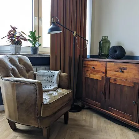 Saska Kepa Apartamento *